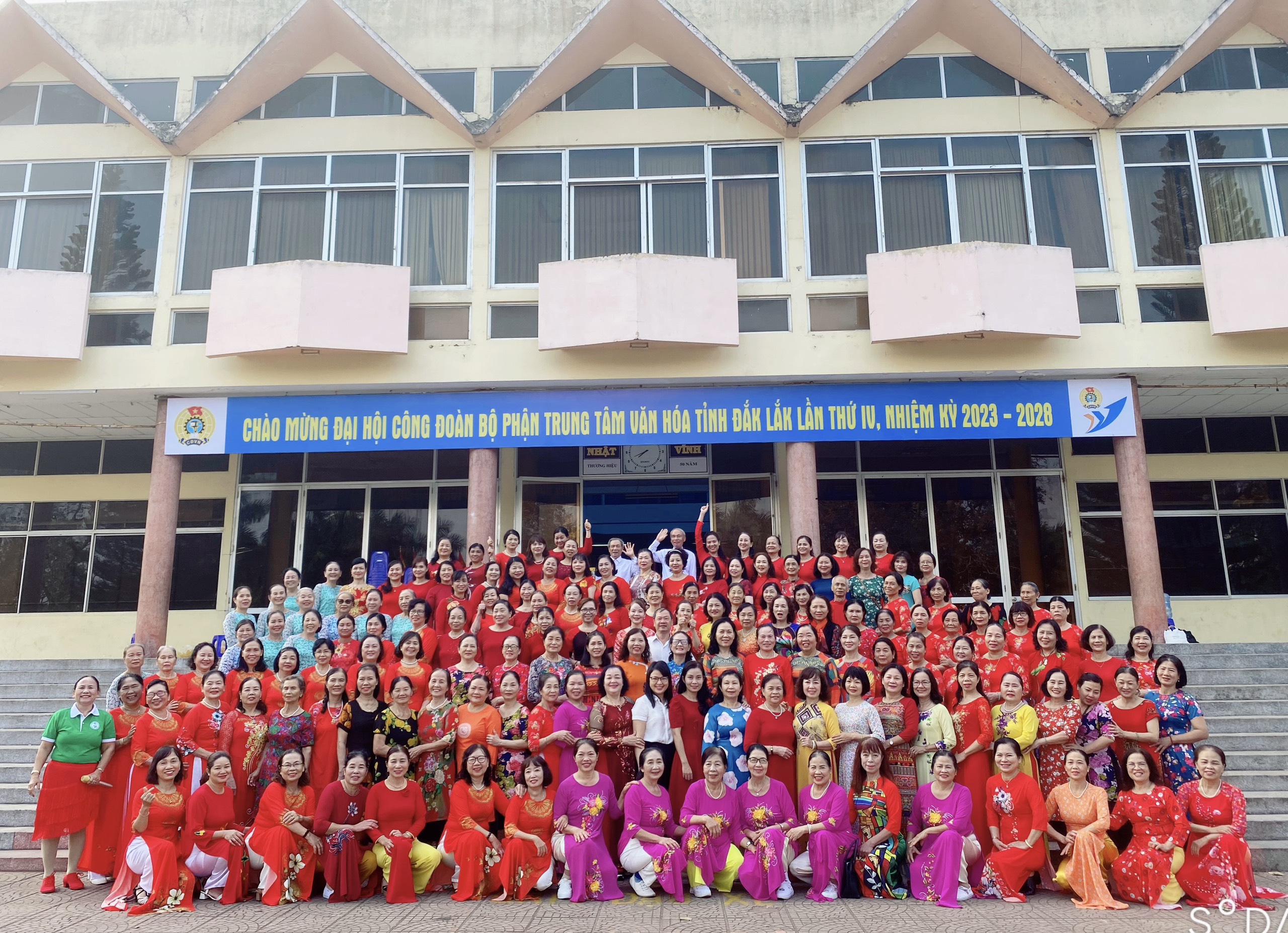 CLB Thể dục Dưỡng sinh tổ chức chương trình sinh hoạt, giao lưu đồng diễn văn nghệ